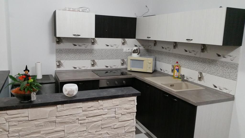 Apartment J&D ดูนาจสก้า สเตรด้า ภายนอก รูปภาพ