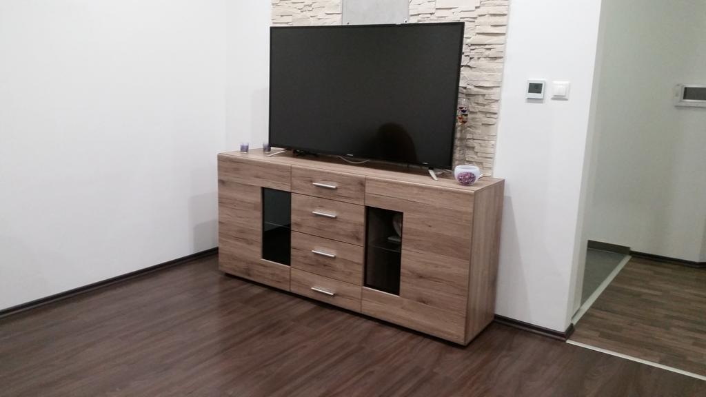 Apartment J&D ดูนาจสก้า สเตรด้า ภายนอก รูปภาพ